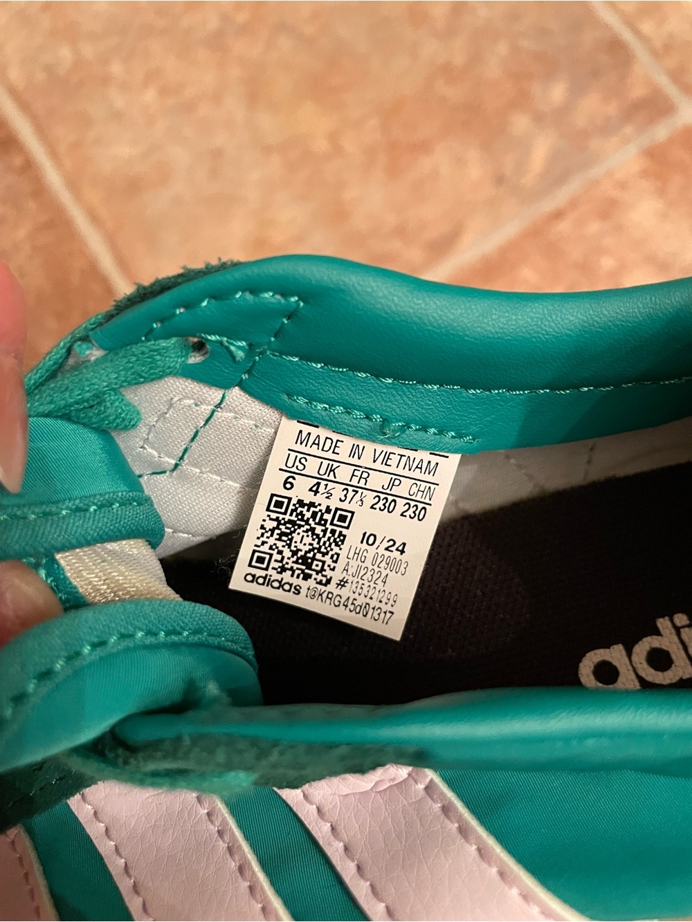 adidas Barreda Decode Sneaker - Collegiate Green/White - Picture 7 of 9